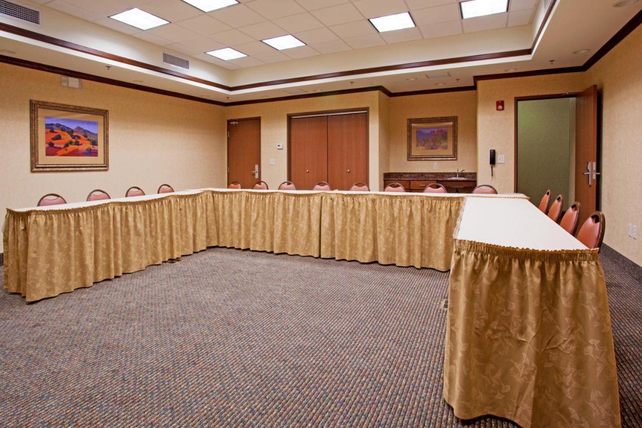 Holiday Inn Express Hotel & Suites Tooele By Ihg Buitenkant foto