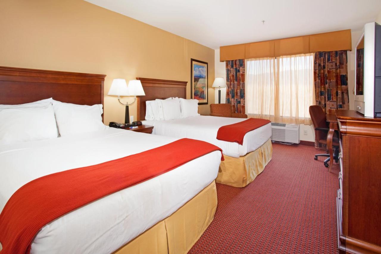 Holiday Inn Express Hotel & Suites Tooele By Ihg Buitenkant foto